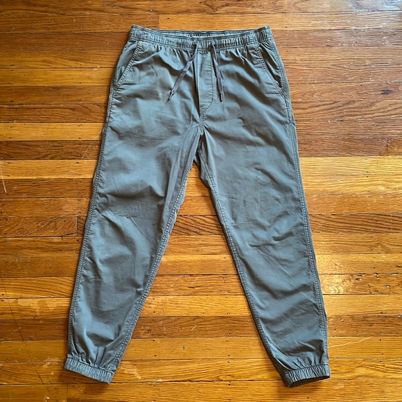 Gray Men's AE American Eagle Flex Trekker Woven Cotton Joggers In Size Small - Picture 4 of 14